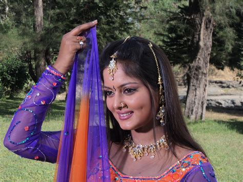 bhojpuri no 1 actor|bhojpuri heroine name.